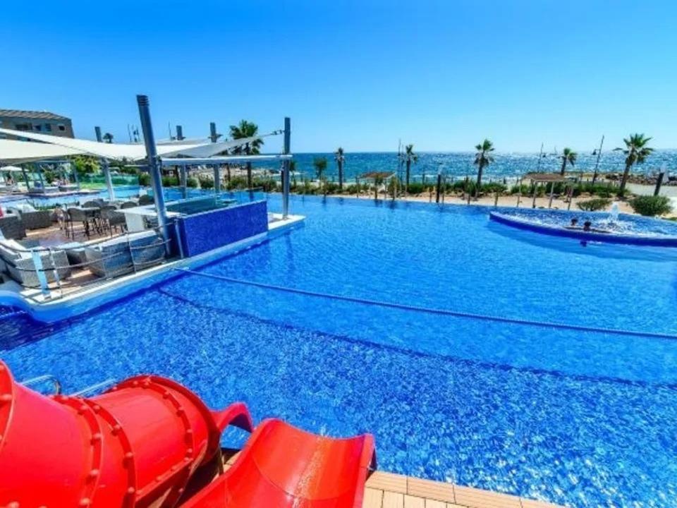 Apartment Deluxe Clara Sea Senses Torrevieja Dış mekan fotoğraf