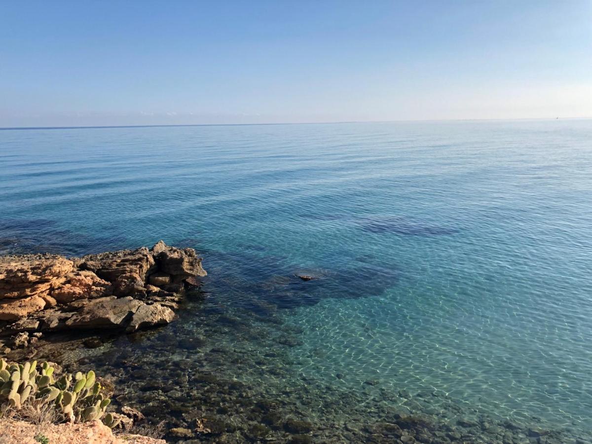 Apartment Deluxe Clara Sea Senses Torrevieja Dış mekan fotoğraf