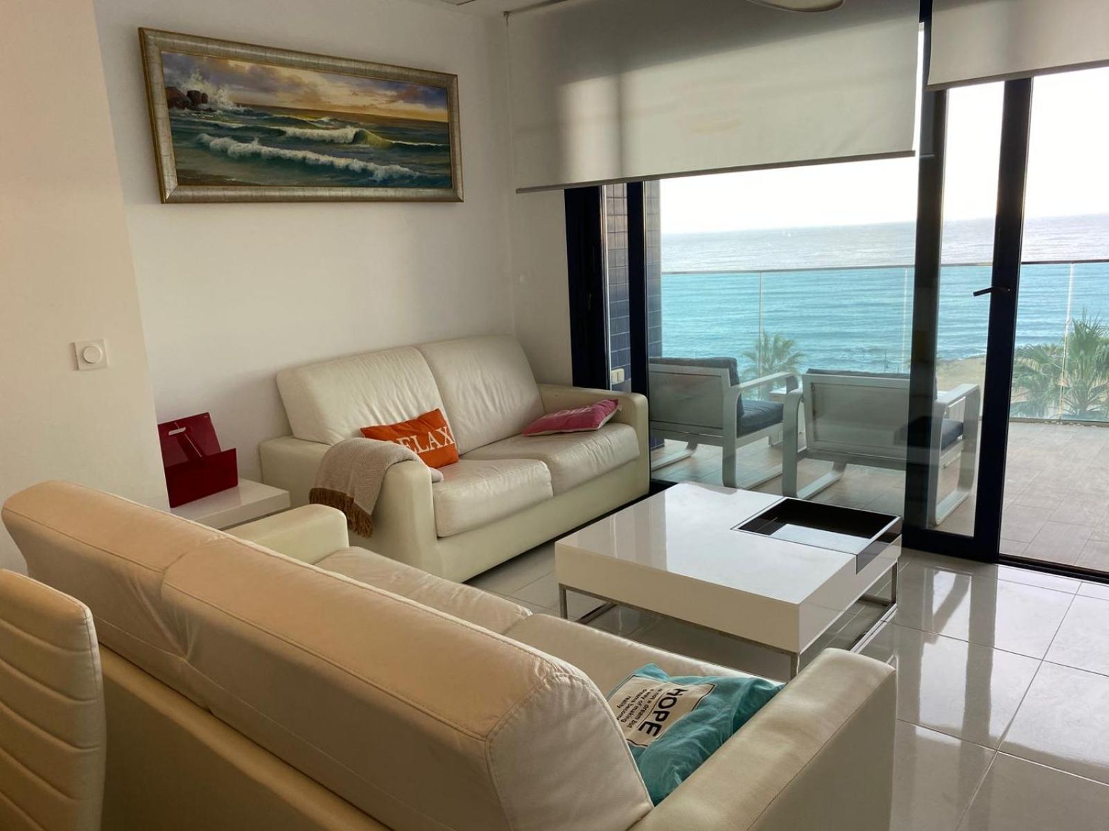 Apartment Deluxe Clara Sea Senses Torrevieja Dış mekan fotoğraf